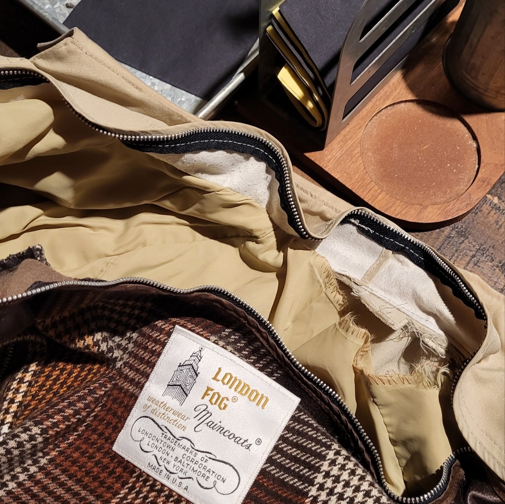 London Fog Trench Coat - image 8